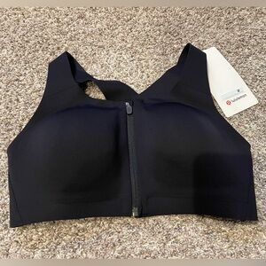 Lululemon Black Enlite Bra *Zip Front Size 34D